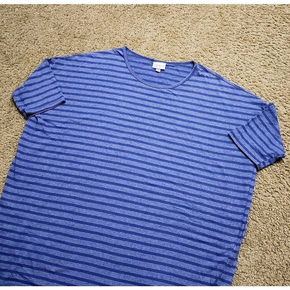 LulaRoe Blue Short Sleeve T-Shirt  Medium -Q